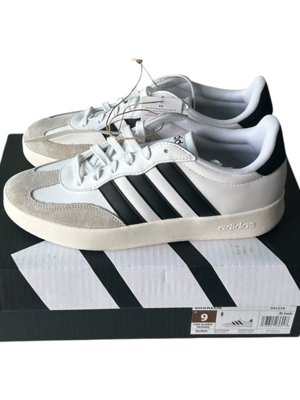 Adidas Women's Barreda Shoe White Size 9 - Picture 6 of 8